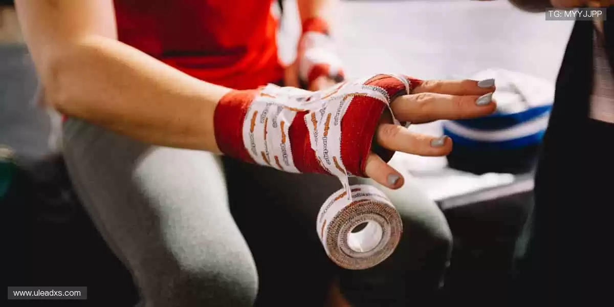 💬 弹幕狂欢，与百万球迷共享胜利喜悦！🎉